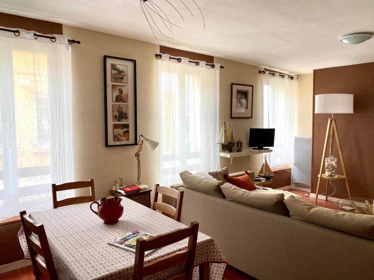 Chez Gwen, Très bel appartement vue mer latérale Le Tréport Extérieur photo