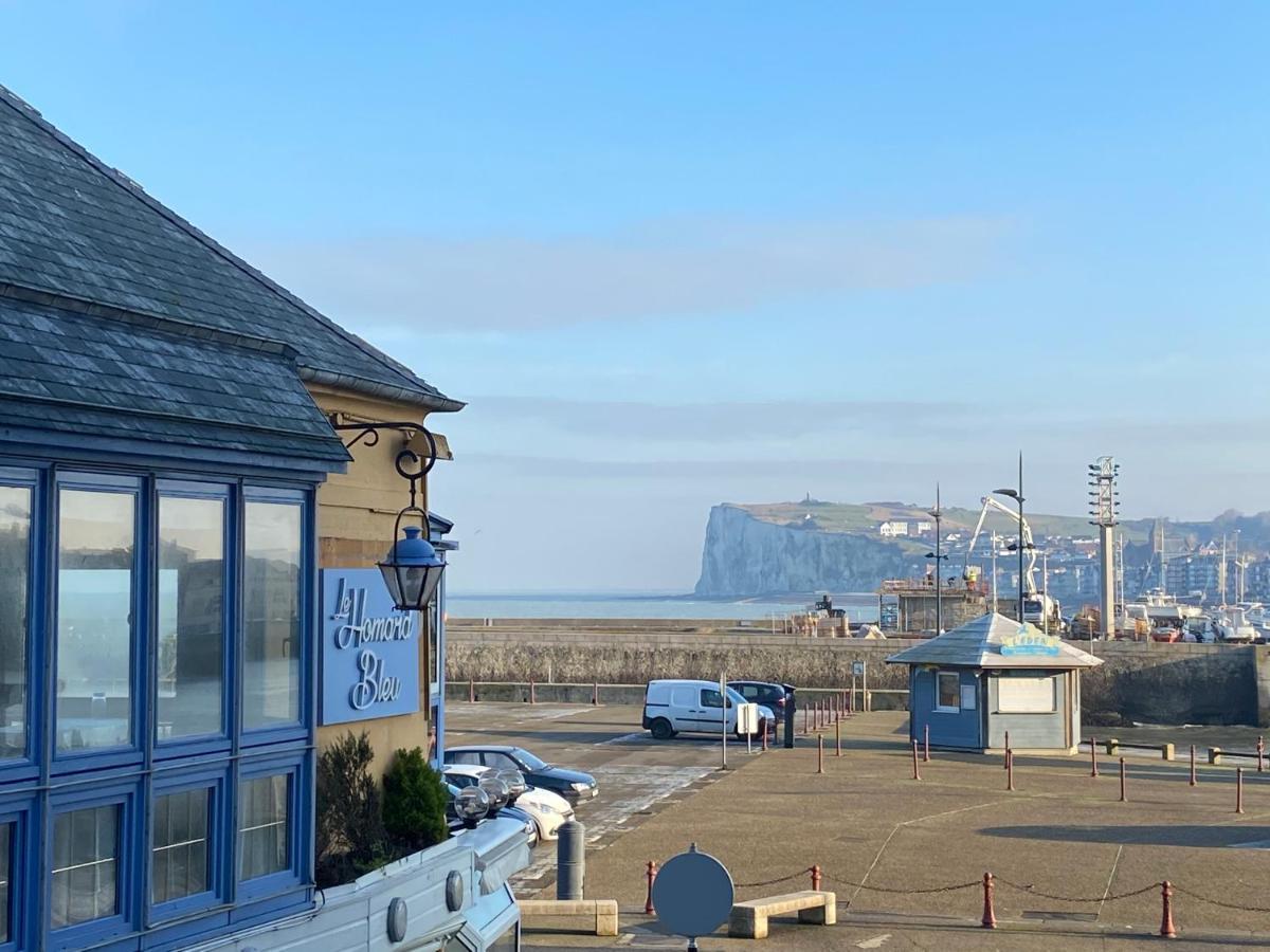 Chez Gwen, Très bel appartement vue mer latérale Le Tréport Extérieur photo